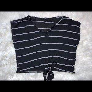 Black and white stripes shirt 🖤